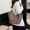 Large-capacity Retro Bag Women's Autumn and Winter Versatile New Casual Shoulder Bag Popular Commuter Tote Bag