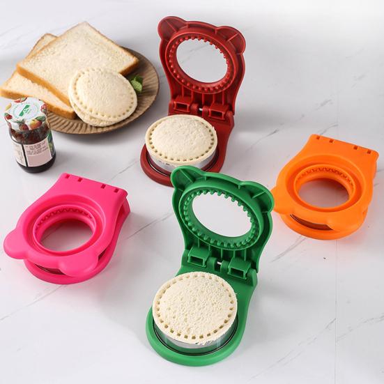 Sandwich Cutter And Sealer 2-in-1 Round Sandwich Maker for School Lunch Boxes And Bento Boxes Boys Girls