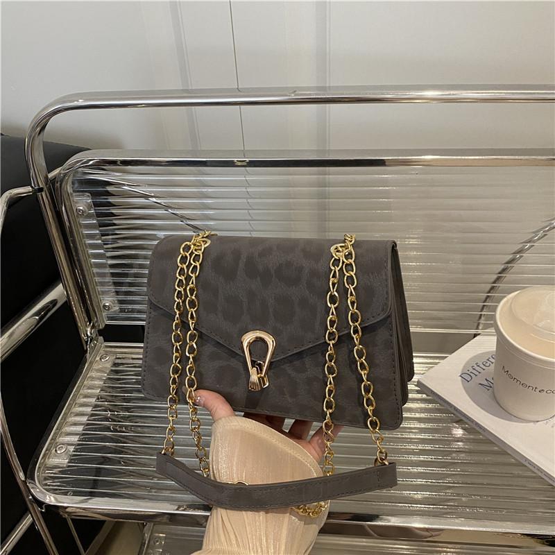 Lässige einfache Damen-Taschenkette kleine quadratische Tasche Herbst und Winter neuer Trend Mode Nische Schulter Umhängetasche