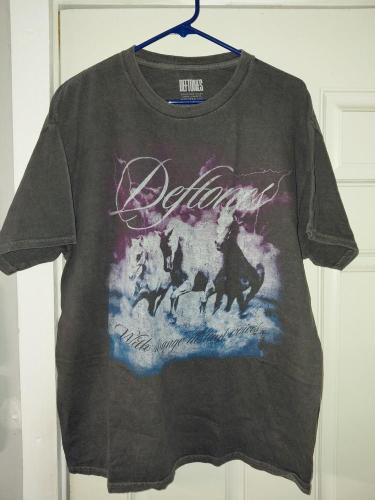 Deftones 034White Pony Horses034 Graphic Band TShirt Grey Size LARGE Unisex T-Shirt S