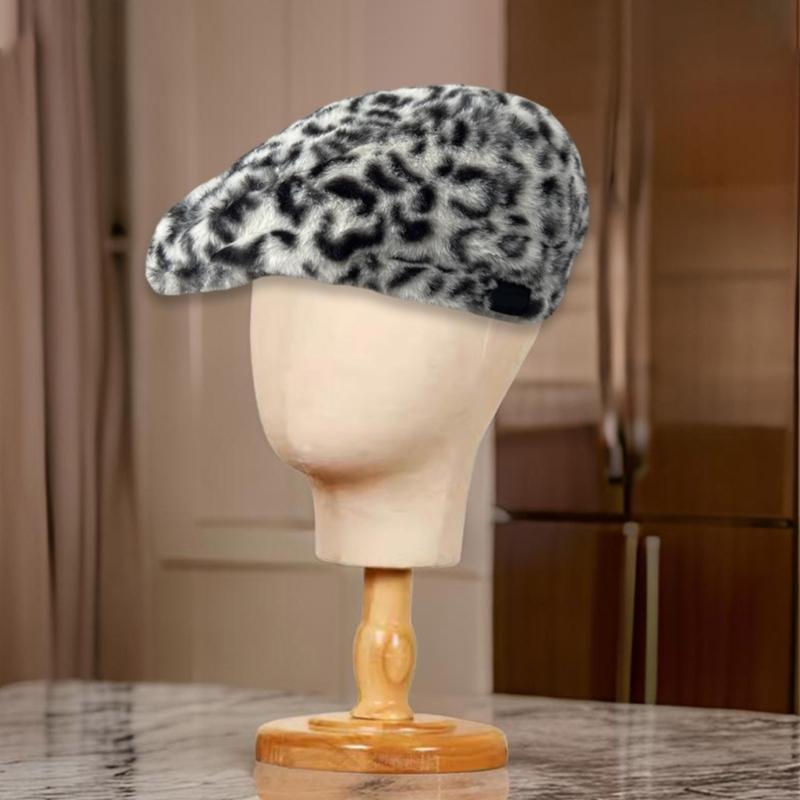 Popular Plush Leopard Beret Hat for Adult Painter Hat Spring Dome Hat Girl Photoshoots Hat Thick Warm Caps for Winter