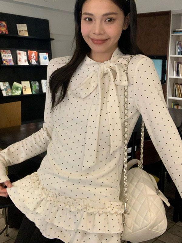 Autumn/Winter Spicy Girl Slimming Long-Sleeve T-Shirt for Women - Flattering and Versatile Design Base Layer Top