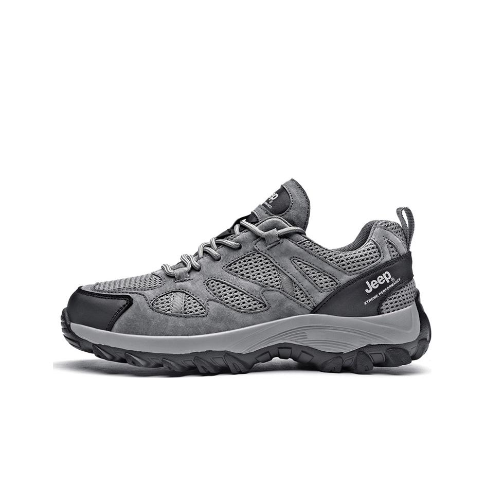 

Male Jeep Outdoor functional shoes