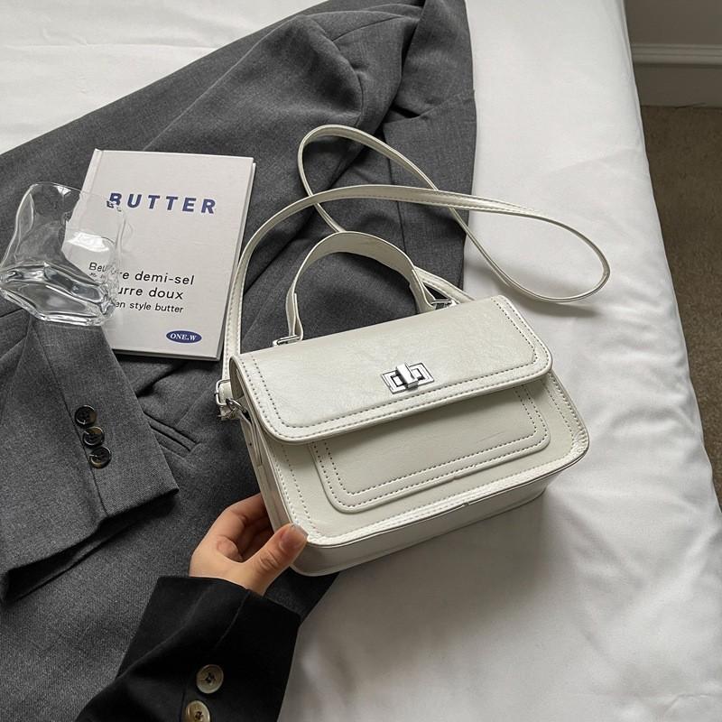 Stylish Retro Minimalist Shoulder Bag For Women 2024 Trendy Small Square Bag