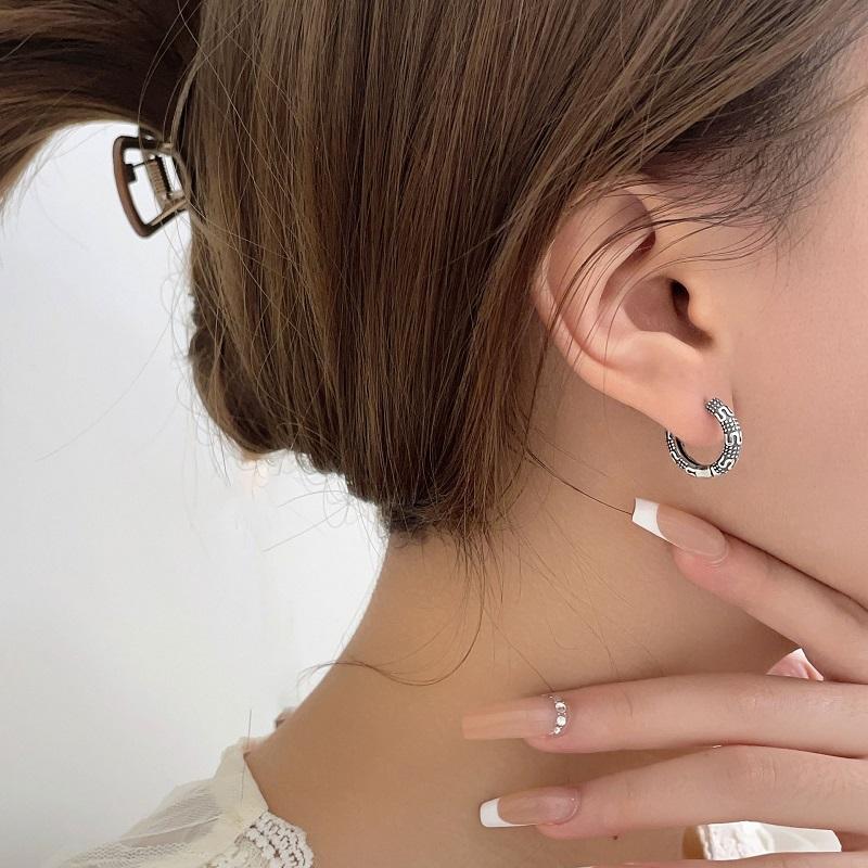 1 Paar Mehrstil Nicht verblassende Kleine Runde Creolen Für Männer Frauen Edelstahl Gotisch Retro Ohrring Ohrbügel Schmuck