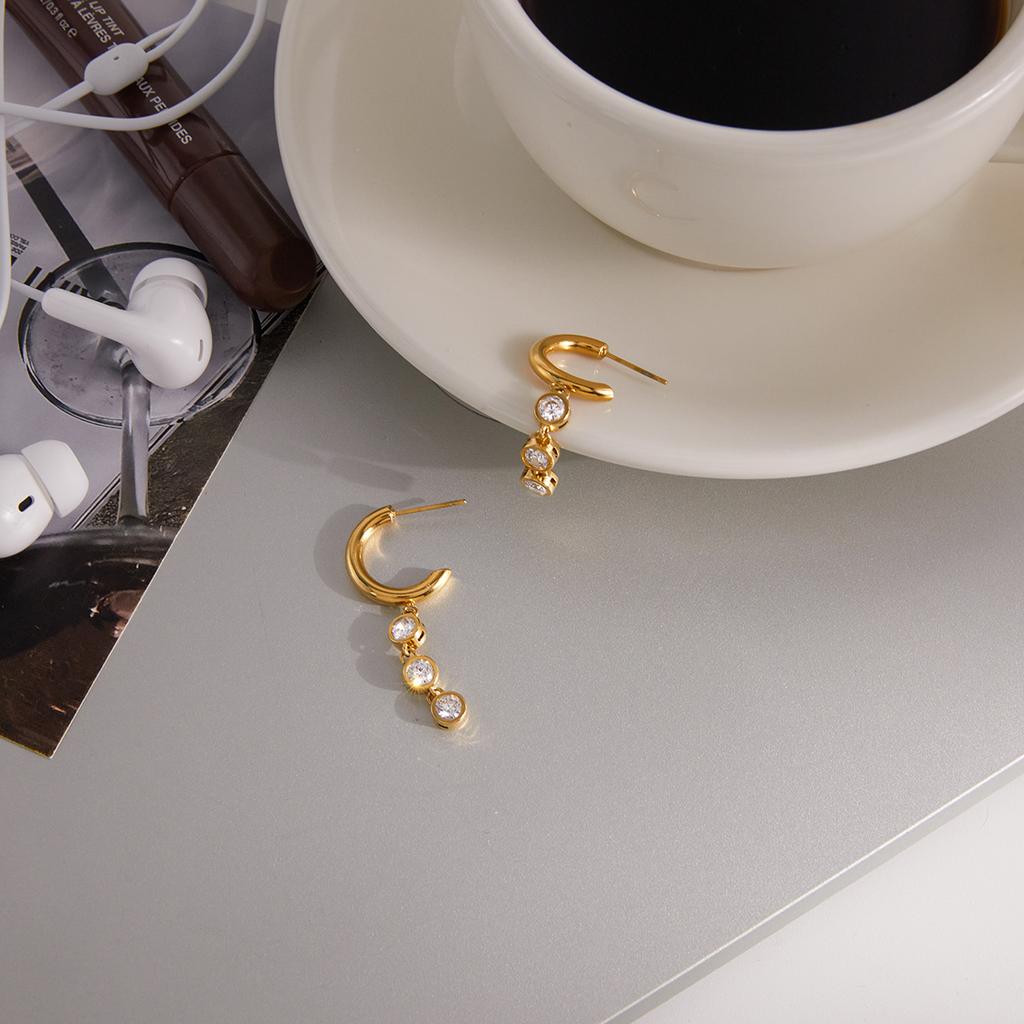 Yori Exquisite Bling Cubic Zirconia CZ Long Chain Hanging Earrings New Stainless Steel Delicate Waterproof Party Drop Jewelry
