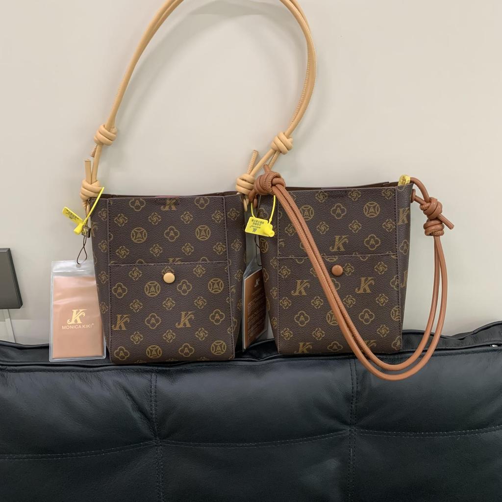 Summer new style fashion letter bucket bag portable shoulder oblique span women's bag two-piece set