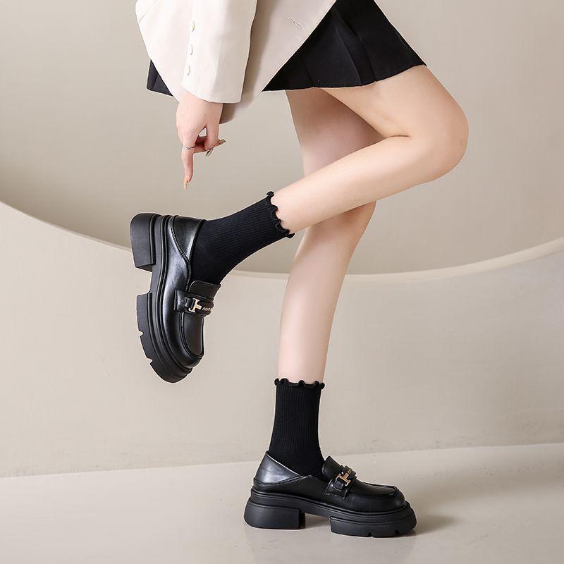 Platform loafers women's autumn 2025 new one-pedal women's shoes British style black small leather shoes spring and autumn soft sole