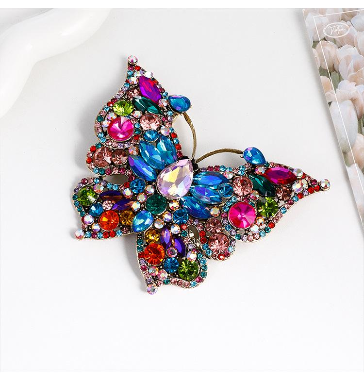 Vintage Inlaid Diamond Butterfly Brooch - Elegant Retro Insect Pin for Women