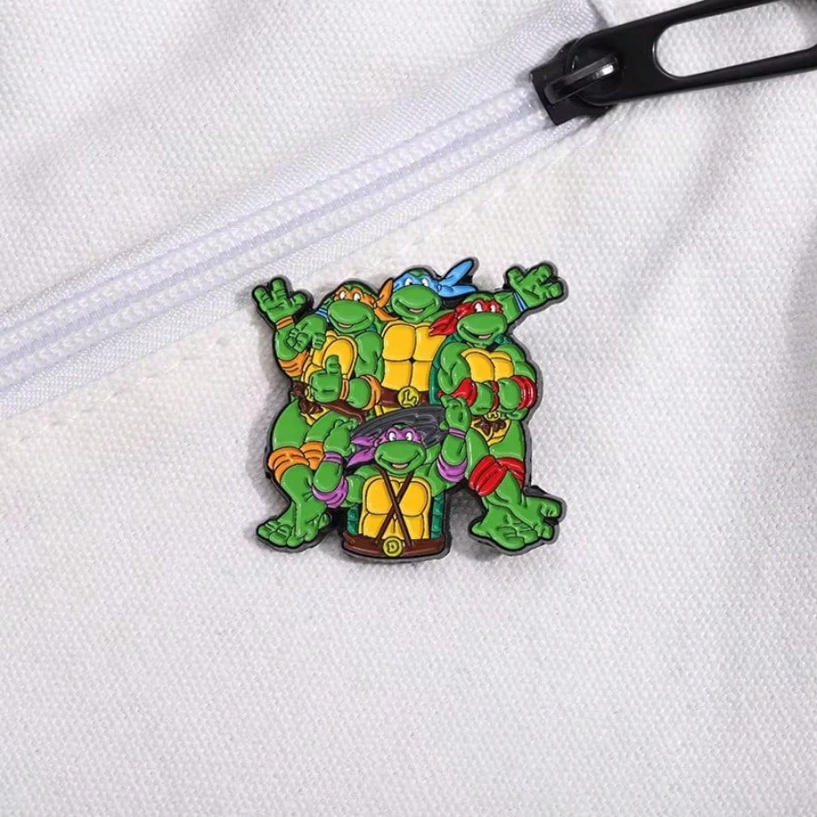 Teenage Mutant Ninja Turtles Character Pin: TMNT Cute Cartoon-Style Metal Enamel Pin Accessory for Clothing and Backpacks