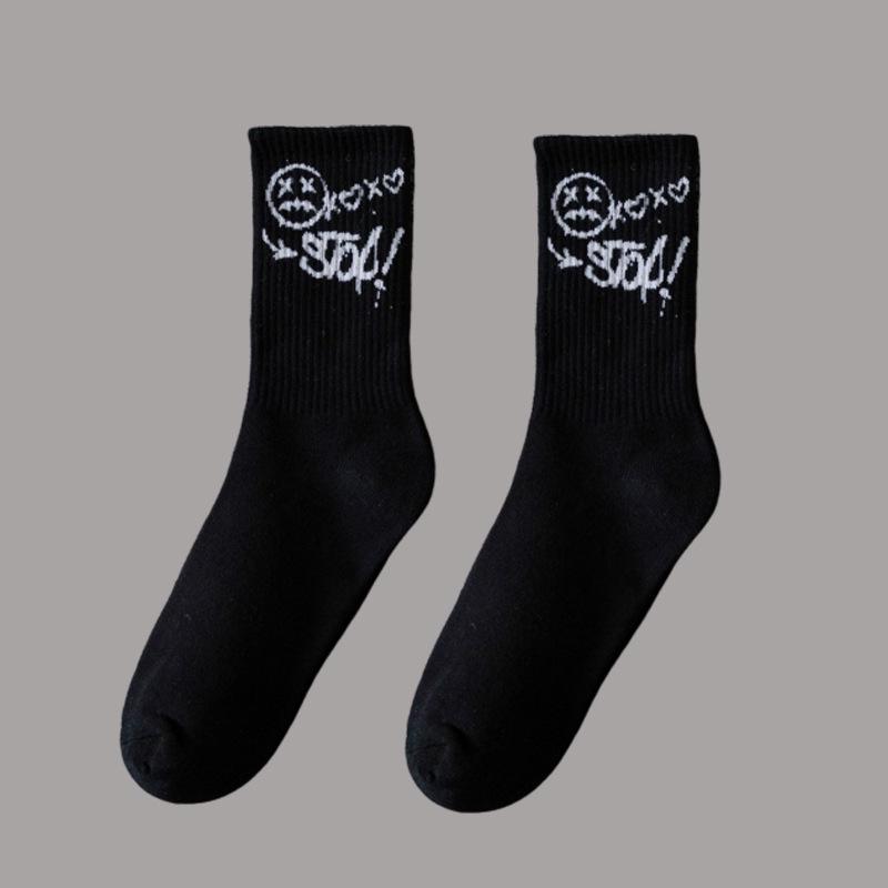Calzini Sportivi Taglie Forti Faccia da Fantasma: Calzini Lunghi da Basket Bianchi e Neri per Uomo e Donna, Perfetti per Autunno e Inverno.
