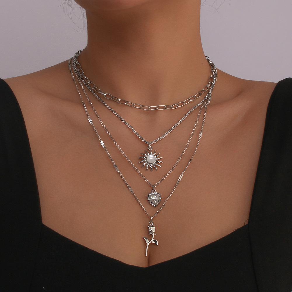 Tooxika Vintage Sun Love Heart Flower Necklace Diamonds Niche Street Fashion Necklace Women