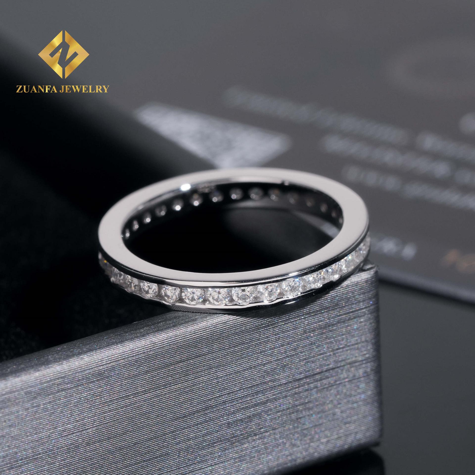 

Elegant Stackable Toe Ring, S925 Sterling Silver Full Circle Moissanite Design Size 8