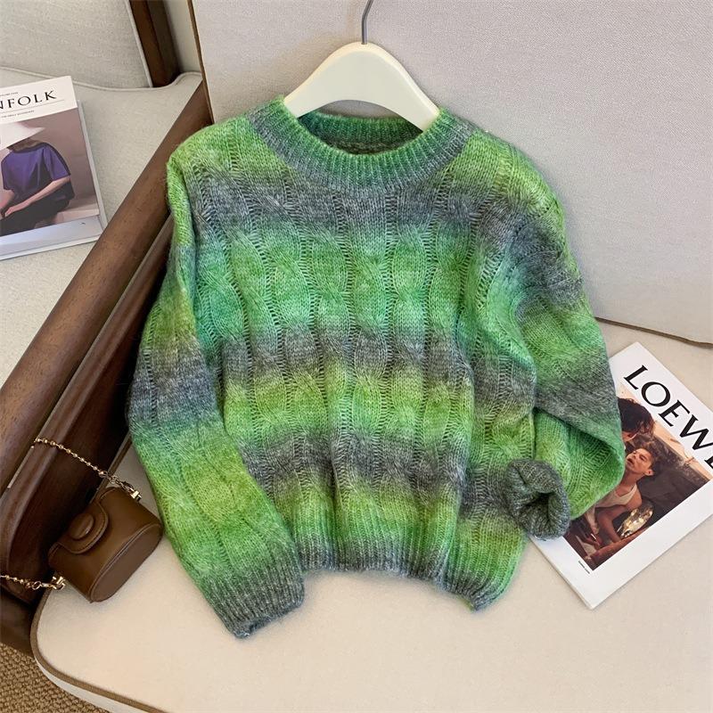 Niche gradual change color twist soft waxy sweater women's spring and autumn age reduction loose short knitted sweater top