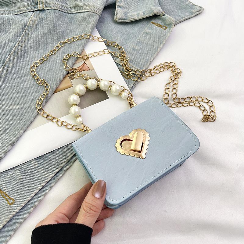 Niche Ins High-value Bag Women's 2025 Autumn New Pearl Design Mini Small Portable Messenger Bag