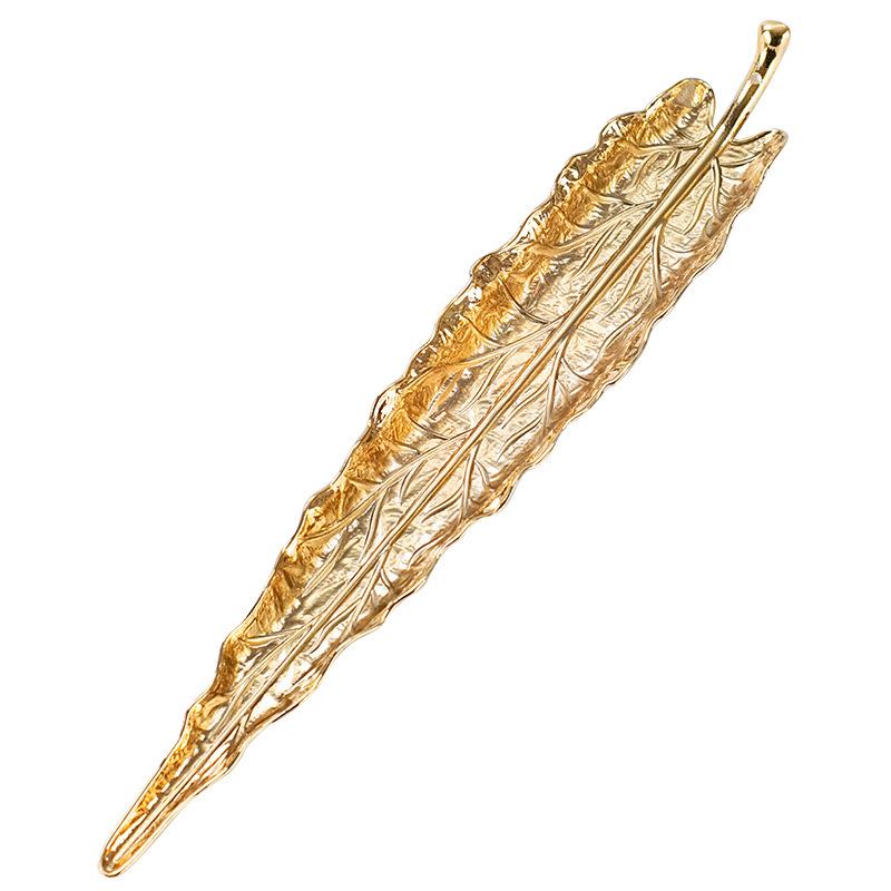 Antique Alloy Banana & Bodhi Leaf Incense Holder for Home - Creative Sandalwood Agarwood Stick Burner