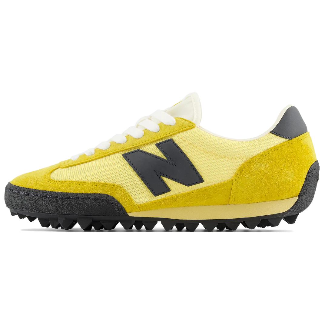 New Balance Gator Run Apollo Gold Apollo Gold Black Men Sneakers Yellow UGTR9SR 36