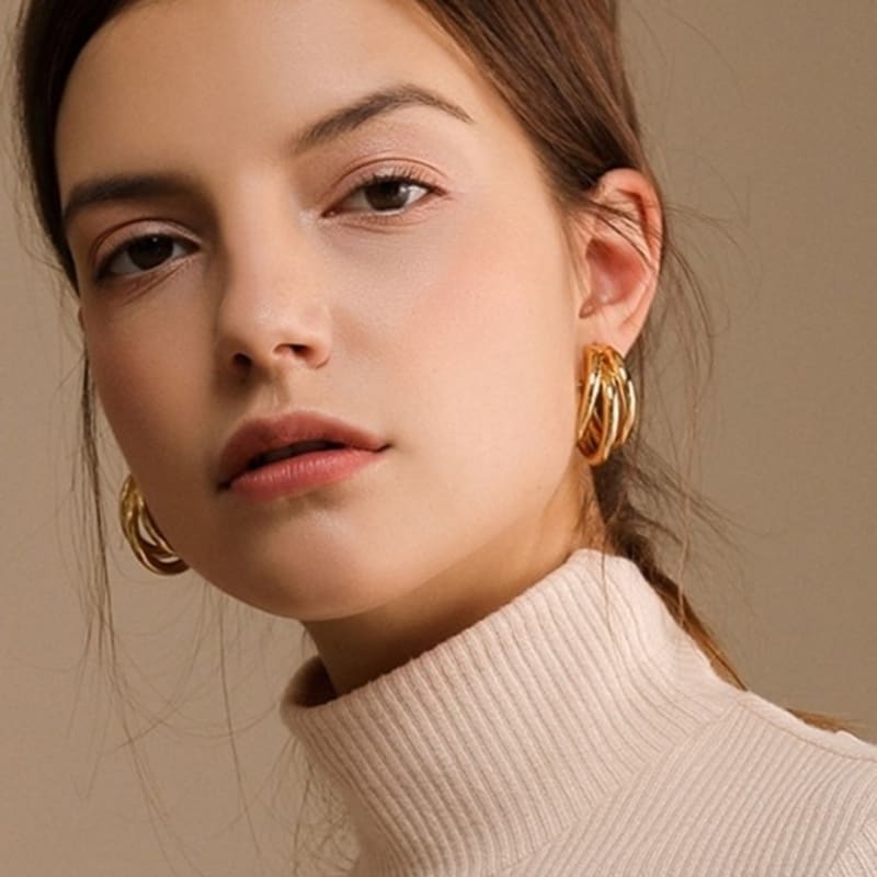 

LUVANTINO Earring_No.035 White