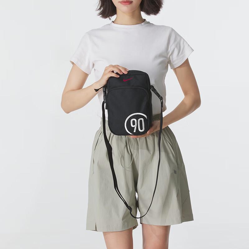 

Nike Unisex Everyday Casual Shoulder Bag MISC