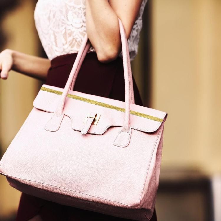 4 szt. Wstążki z dżetami Złota taśma z dżetami Błyszczące naklejki-wstążki Paski z dżetami w 4 rzędach