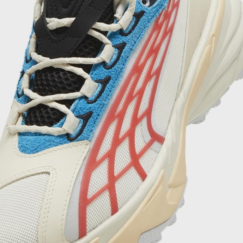 Puma Spirax Ios   Warm White  Speed Blue 396501 02