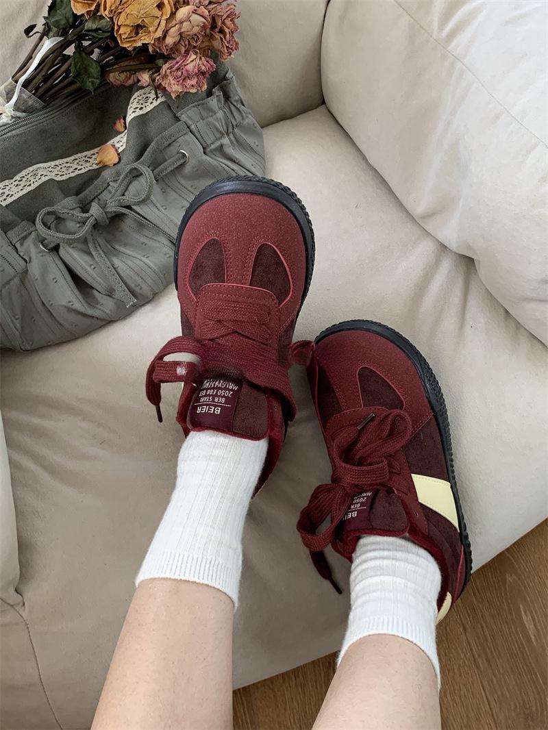 

2024 Autumn/Winter Retro Warm Cotton Round Toe Fleece-lined Board Shoes Casual German Trainer Snow Boots for Women & Men Size 38