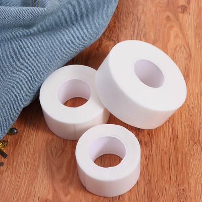 Naaien en breien – Zelfklevende tapes voor kleding