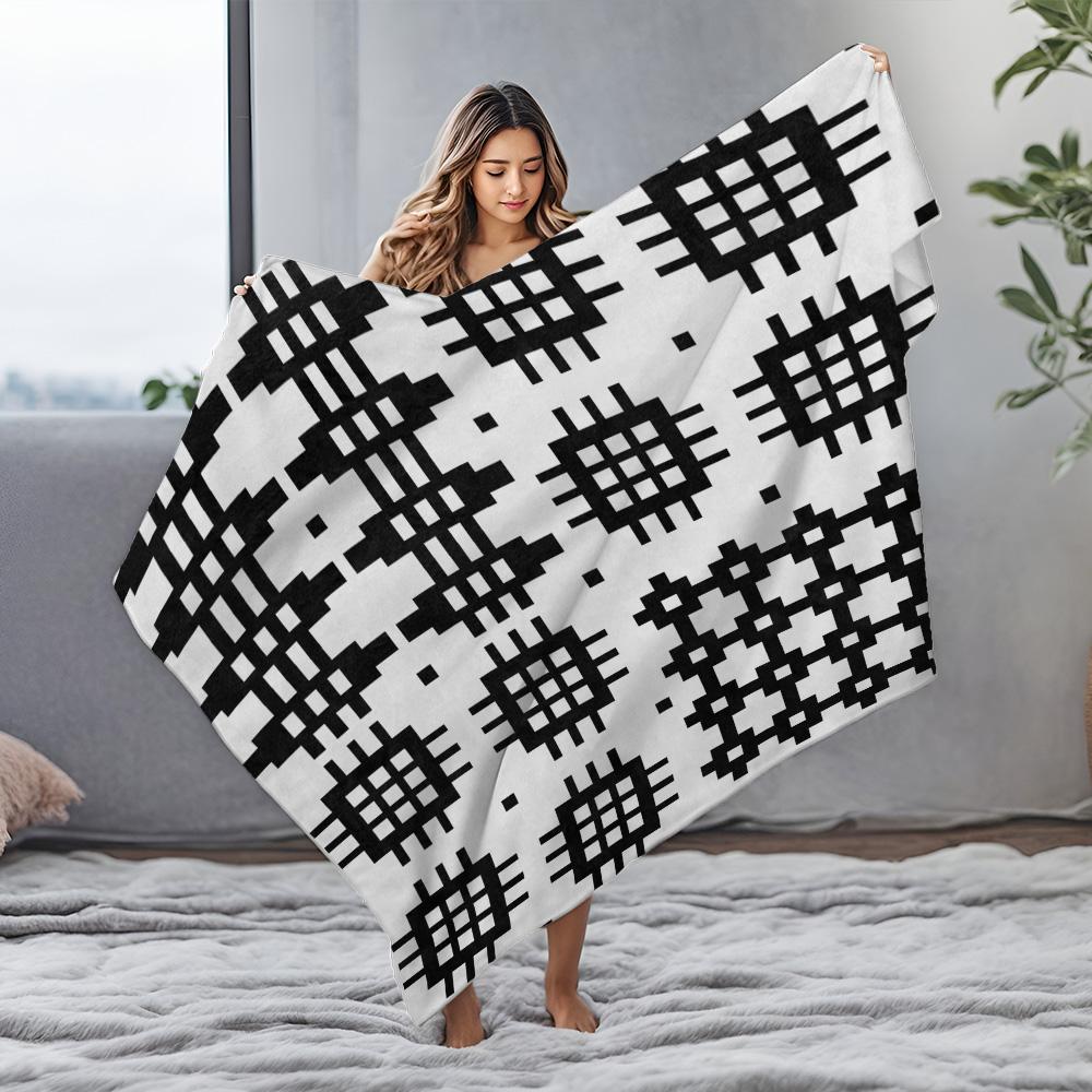 Black And White Geometric Pattern Blanket Soft Fleece Throw Blanket For Sofa Bed Living Room Decoration Gift