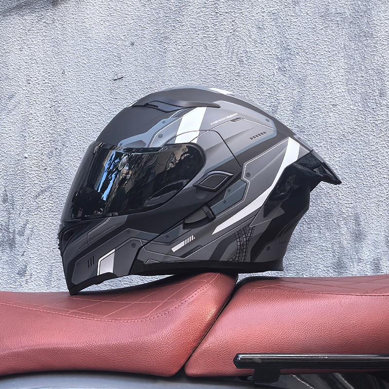 Motorcycle Helmet Peeling Helmet Double Lens Big Tail Locomotive Racing Helmet Running Helmet Men and Women Keep Warm In Winter