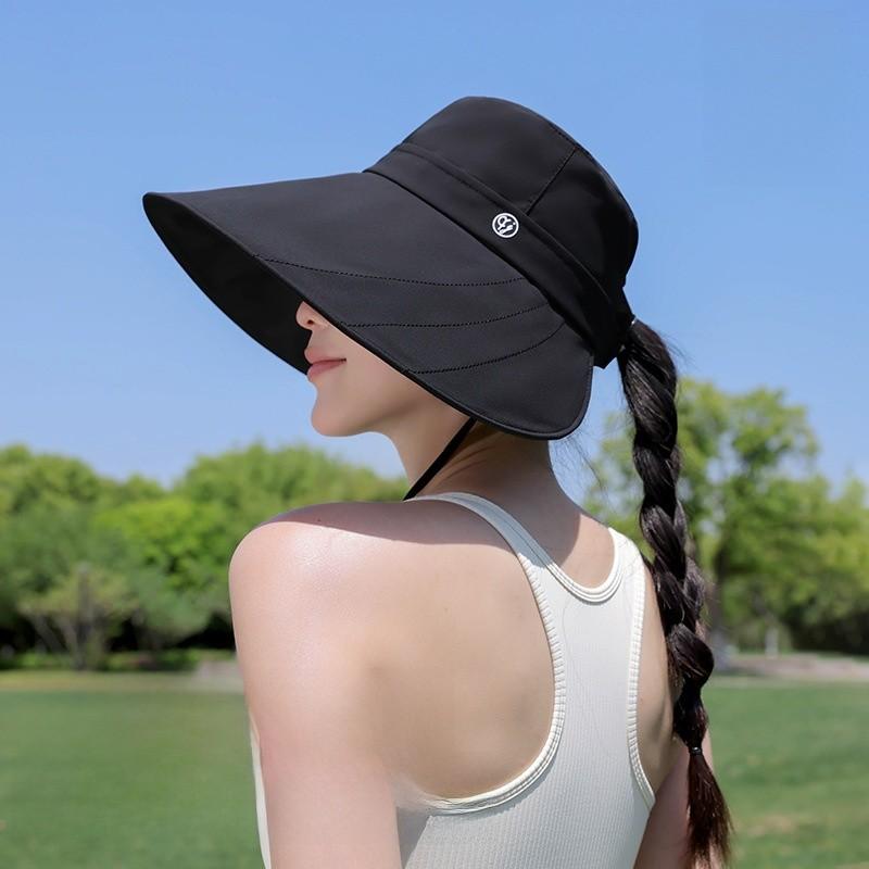 Classic Wide Brim Sun Hat With Adjustable Fit For Summer Outdoor Use