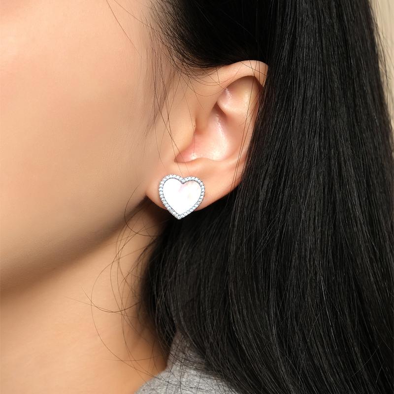APM Monaco White mother-of-pearl heart 925 silver earrings for women AE14061OXNC