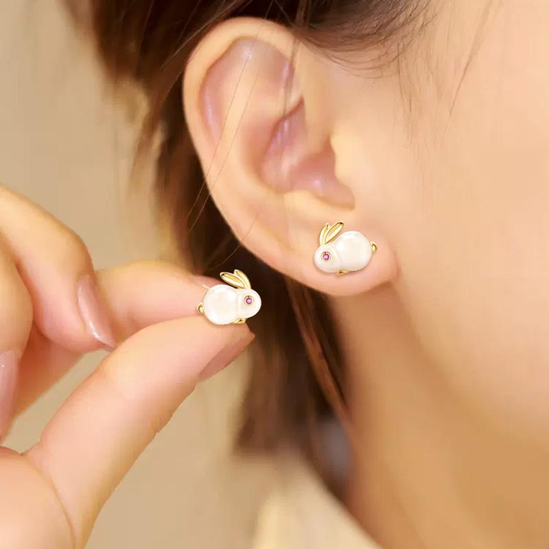 

Серьги с нефритовым кроликом Серьги-самки в виде кролика Серьги Simple Temperament