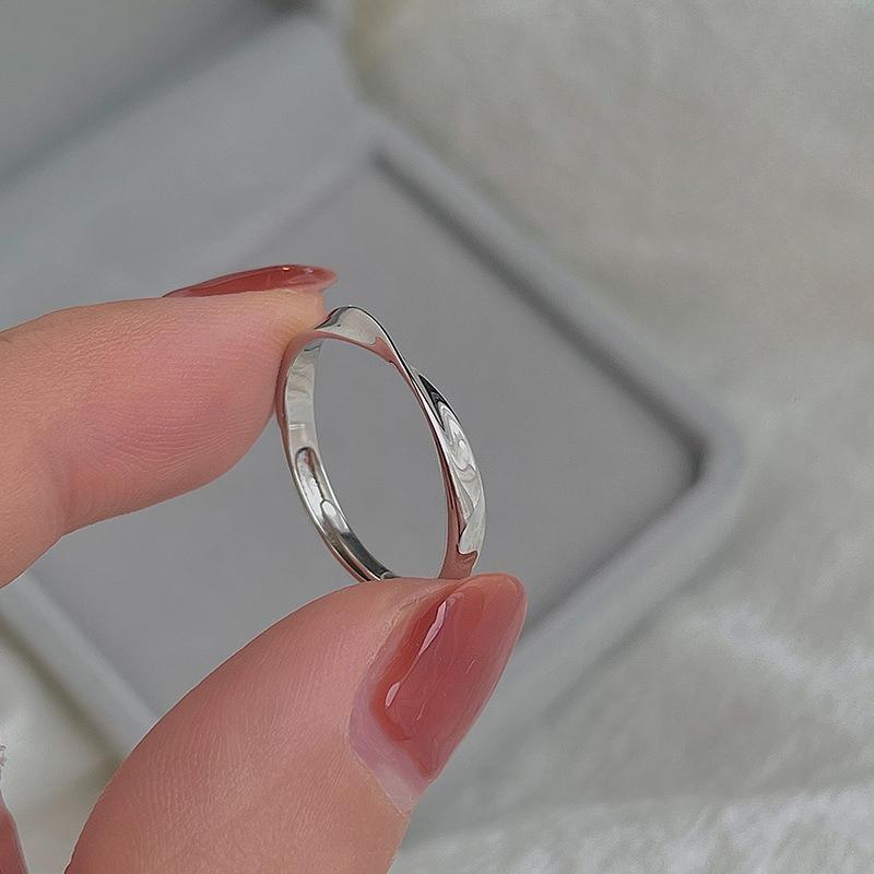 

Ring - Women s Niche Design Simple Ring with Elegant and Luxurious Feel, Cool and Calm Style Finger Ring