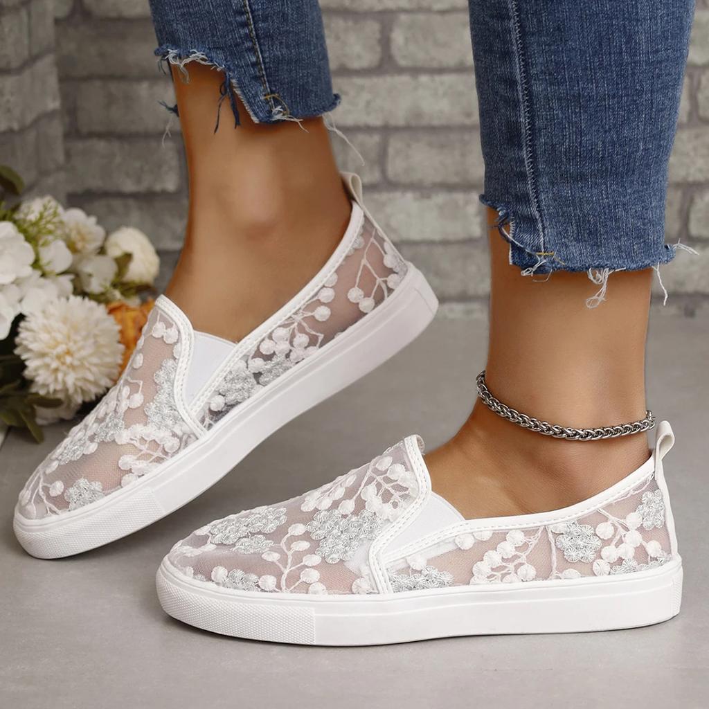 Comemore Summer New Mesh Embroidered Flat Shoes for Women Soft Sole Breathable Casual Loafers Woman Zapatos De Mujer