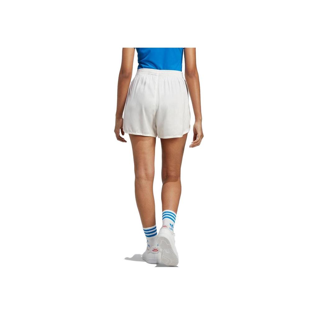 Adidas Szorty casualowe z nadrukiem logo, w pasie na gumce, proste, damskie, białe IB5797