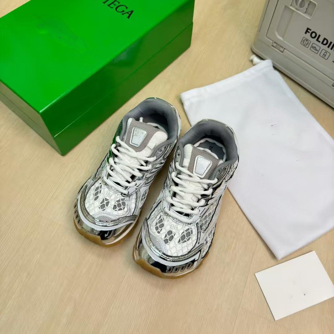 

Wang Yibo s Same 25ss Color Blocked Mesh for Couples Dad Shoes for Women Ins Trendy Sports and Leisure Breathable Slimming and Height Increasing 35