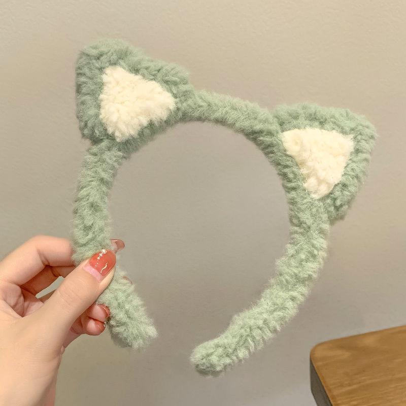 Cartoon Plush Headband: Cute Hair Accessory for Women & Kids, Perfect for Face Washing