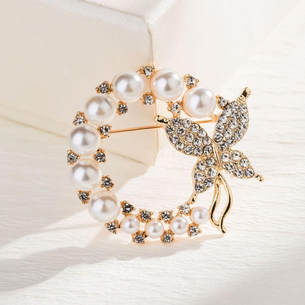 Trend Circle Butterfly Brooch Elegant Rhinestone Circle Brooches Wreath Butterfly Brooch  Party