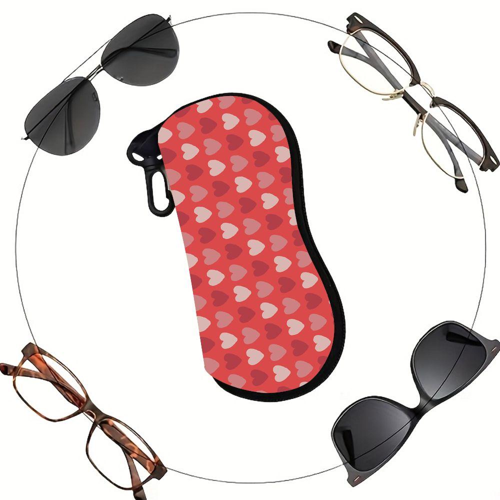 Cute Pink Heart Pattern Soft Sunglasses Case, Portable Lightweight Fabric Eyeglasses Pouch, Protective Eyewear Sleeve for Women Travel Gift