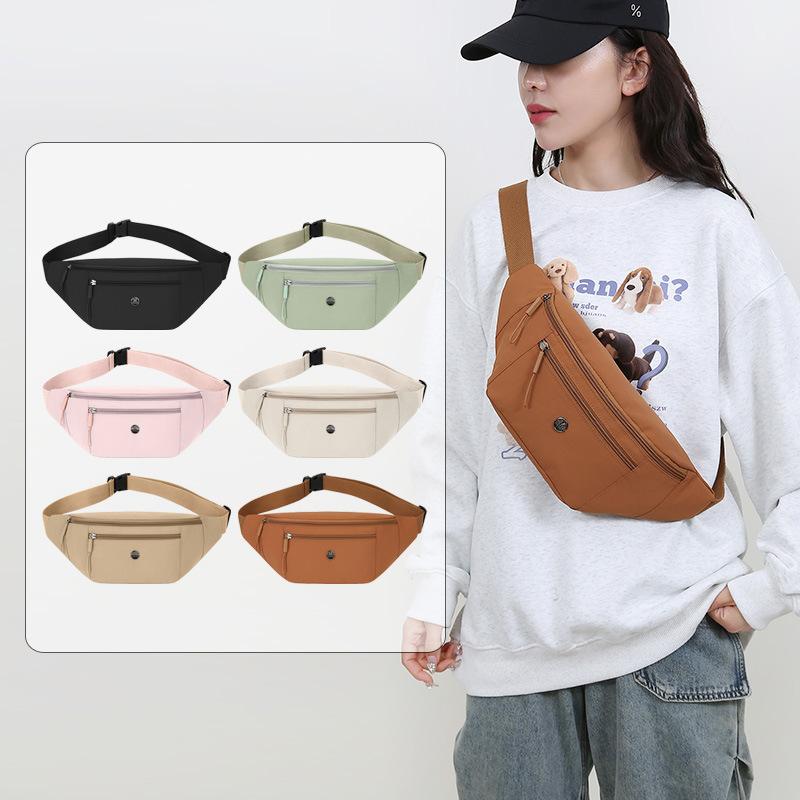 New Sports Go Out Fashion Chest Bag Women's Lightweight Joker Leisure Portable Purse Simple Commuter Shoulder Messenger Bag.
