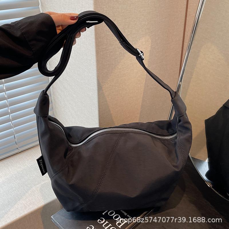 Nylon Cloth Bag Women's Large Capacity 2025 New Casual High-end One-shoulder Crossbody Bag Simple Summer Dumpling Bag