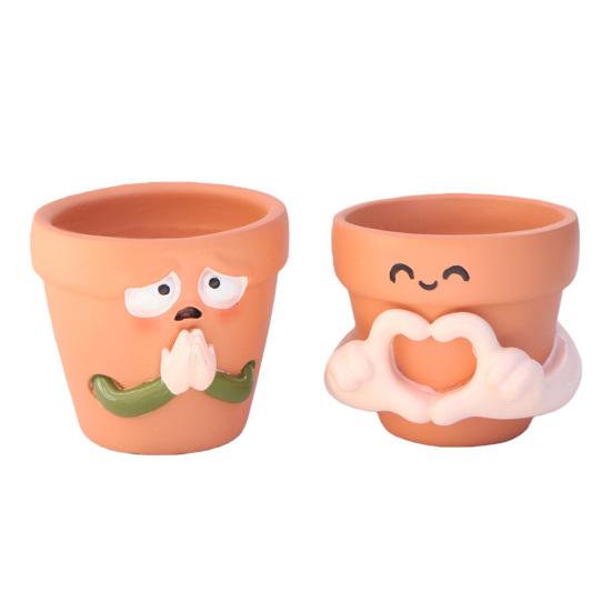 

2Pcs Flowerpots Breathable Clay Texture Resin Mini Planter with 3D Relief Anthropomorphic Design Desktop Balcony Windowsill Decor 1 Set