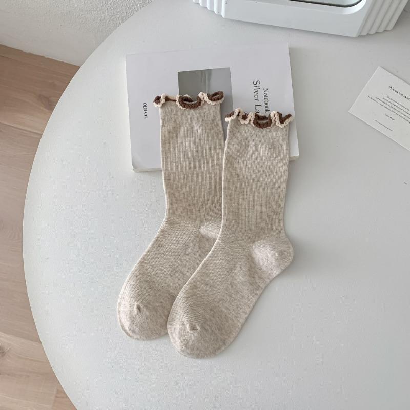 Boneless Lace Pile Socks, Color-blocking Black Ear-trimmed Mid-calf Socks, Sweet and Girlish Ballet Style