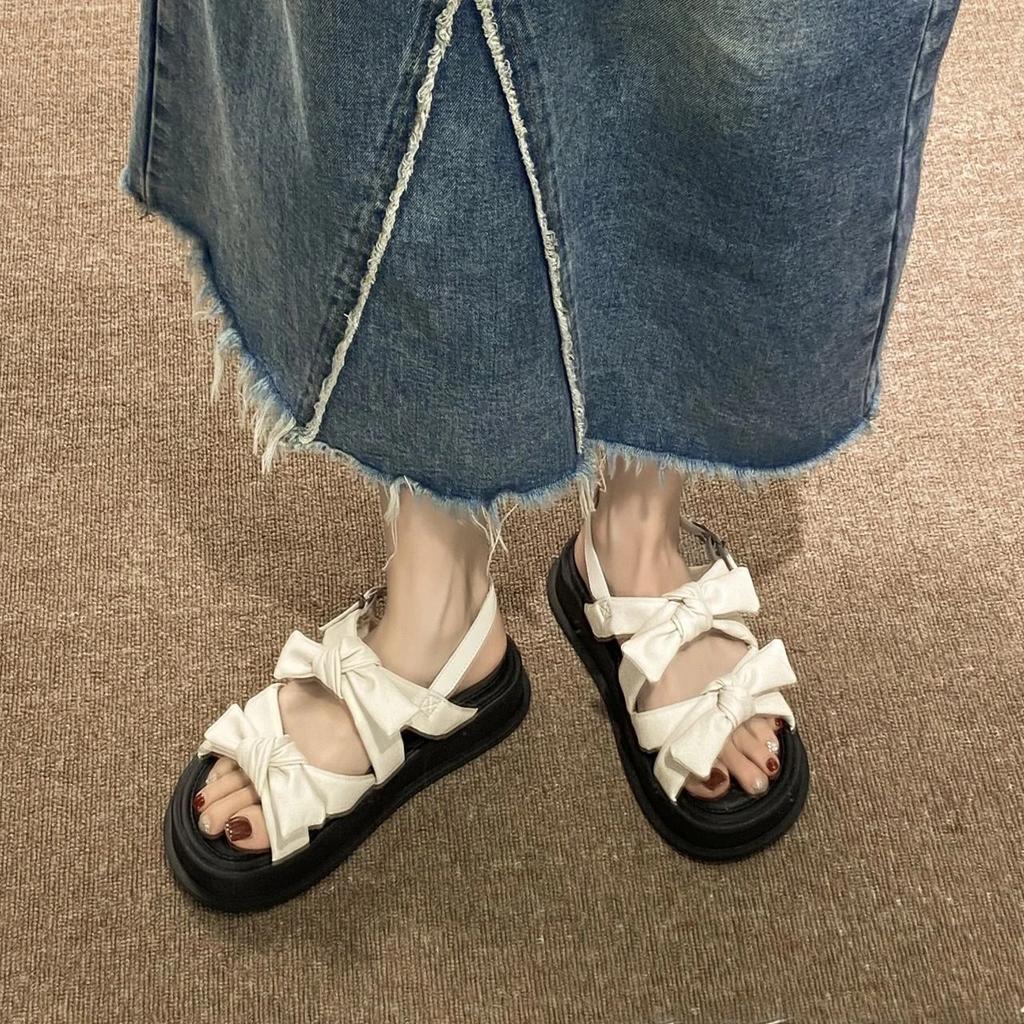 Korean Sle Women's Sandals 2025 Summer New Thi Bot Cross Tie Roman Beach Fairy oes Sweet Low Heel Flat Bot Rubber...
