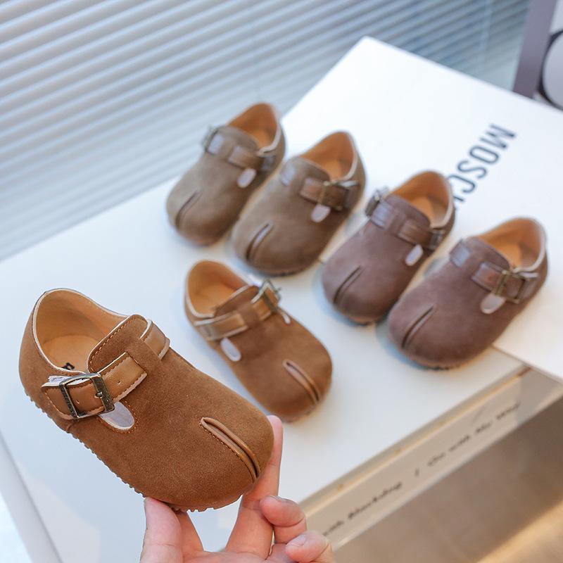 Girls' Casual Low-Top Sneakers - Autumn 2023 New Style, Soft Non-Slip Sole, Fashionable Sports Shoes for Little Girls