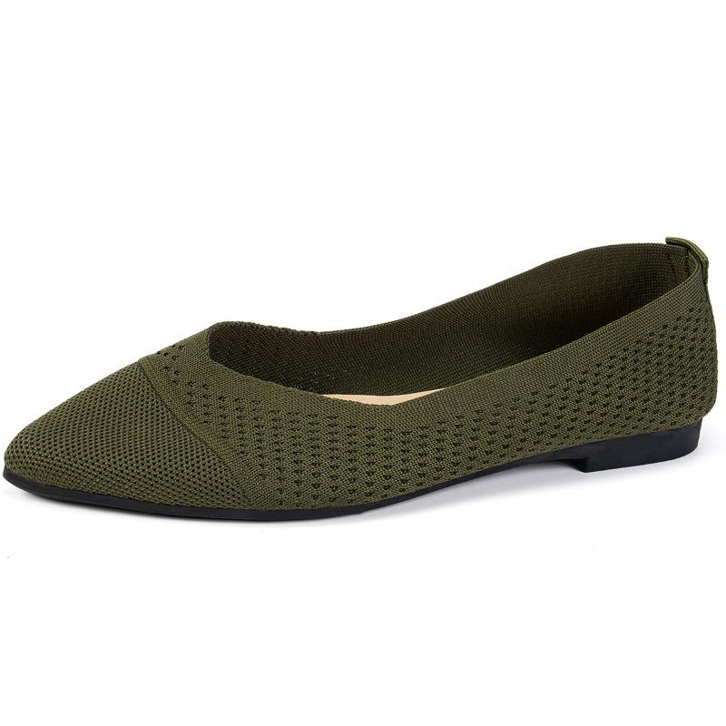 Новая обувь большого размера с острым носком мелким вырезом и перфорированная дышащая повседневная одинарная обувь 39 1815₽