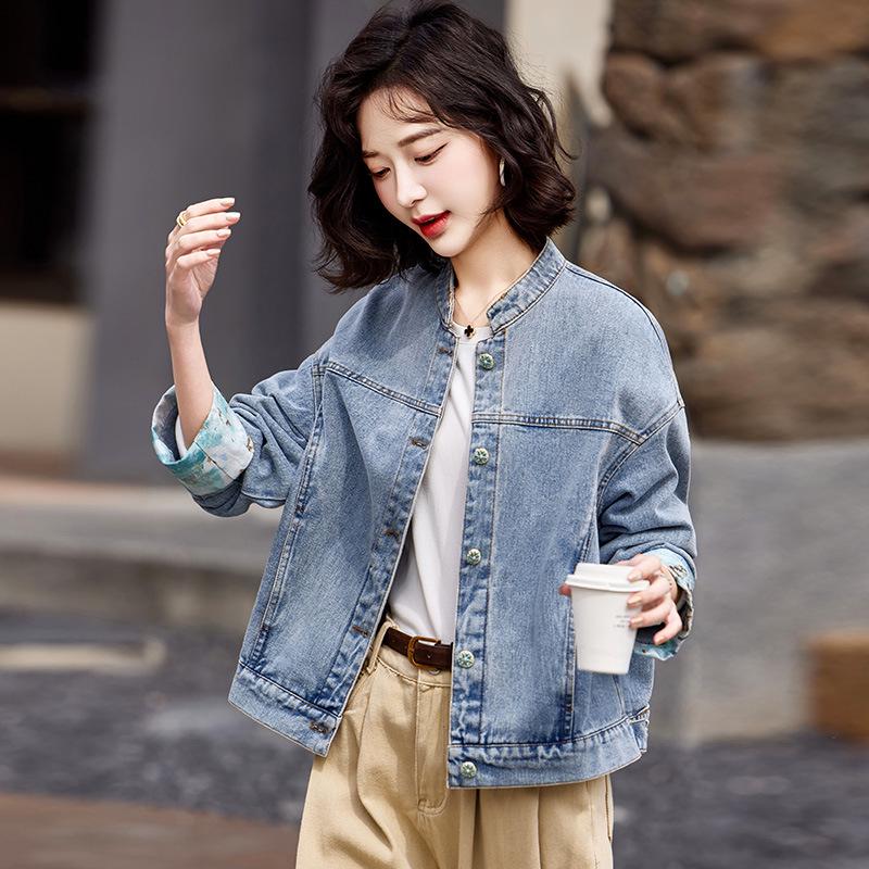 

Весенняя женская джинсовая куртка 2025 года для миниатюрных с пуговицами-лягушками и вышивкой в китайском национальном стиле XL (125-140 jin) синий