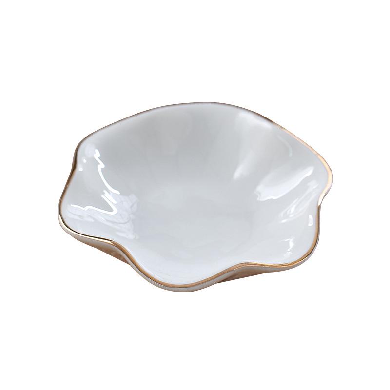 Retro Japanese Ceramic Dipping Dish for Home Decor, Snacks, Sushi, and Seasoning.