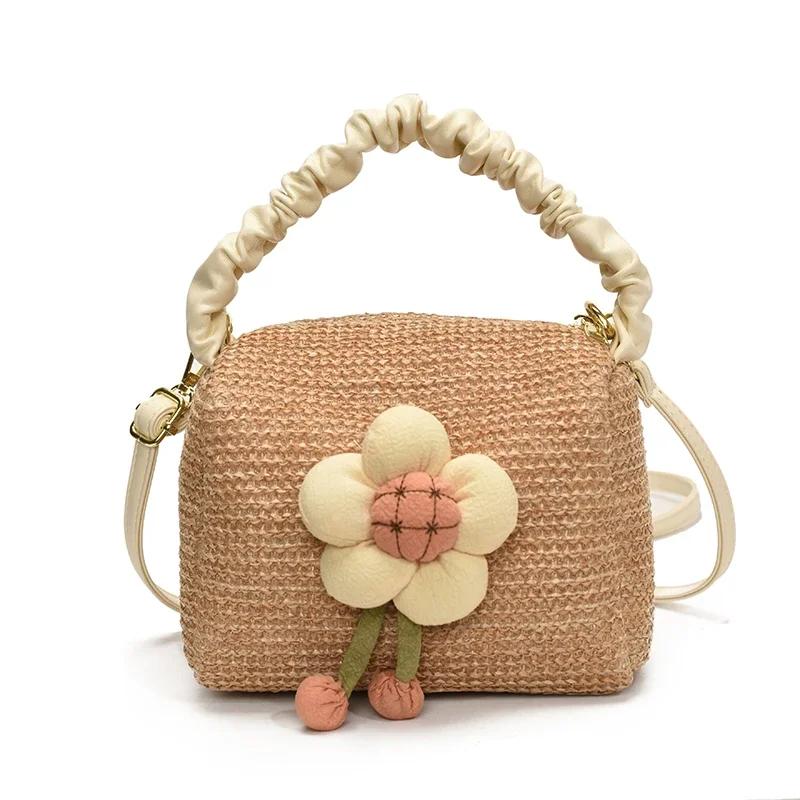 2026 New Summer Advanced Sense Flower Large Capacity Handbags Fashi Versatile Weave Delicate Commute Women's Crossbody Bag