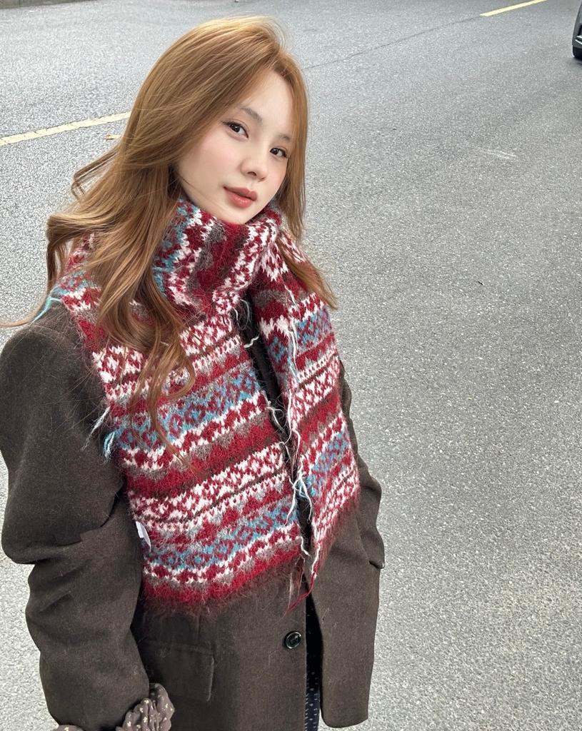 Women Soft Solid Color Scarf Warm Thick Plush Shawl Casual Autumn Winter Fashion Neck Scarf For Daily Outdoor